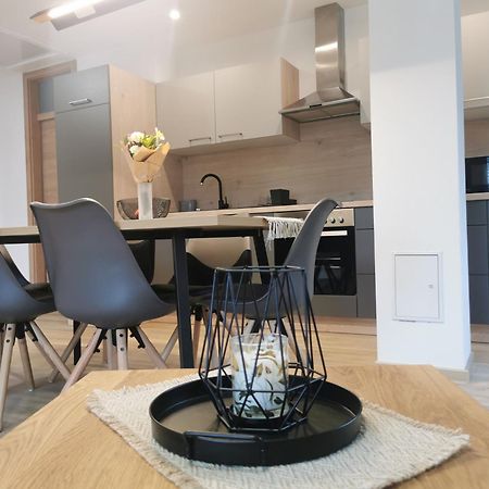 Apartma Bella Nadiza 코바리드 외부 사진
