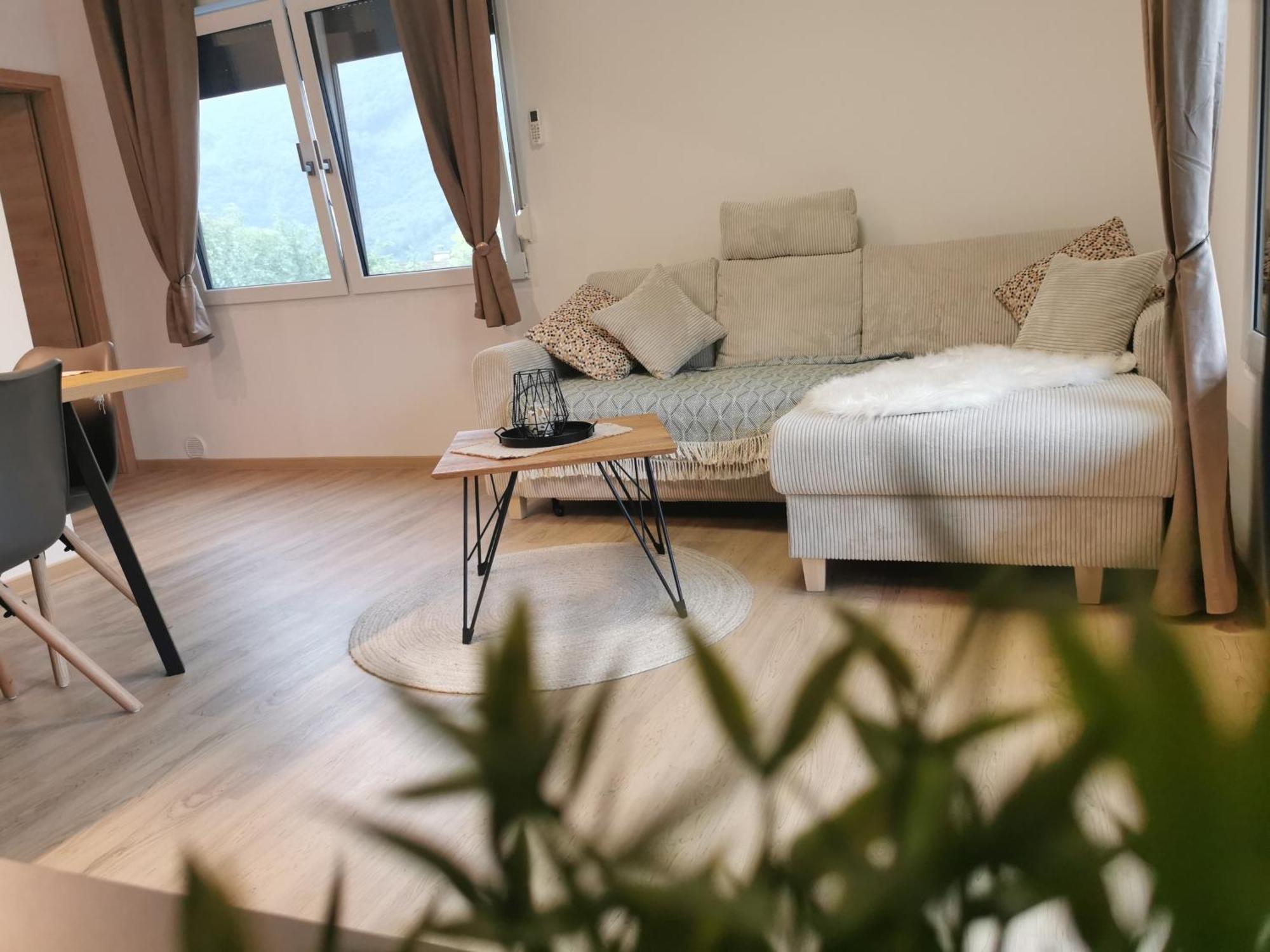 Apartma Bella Nadiza 코바리드 외부 사진