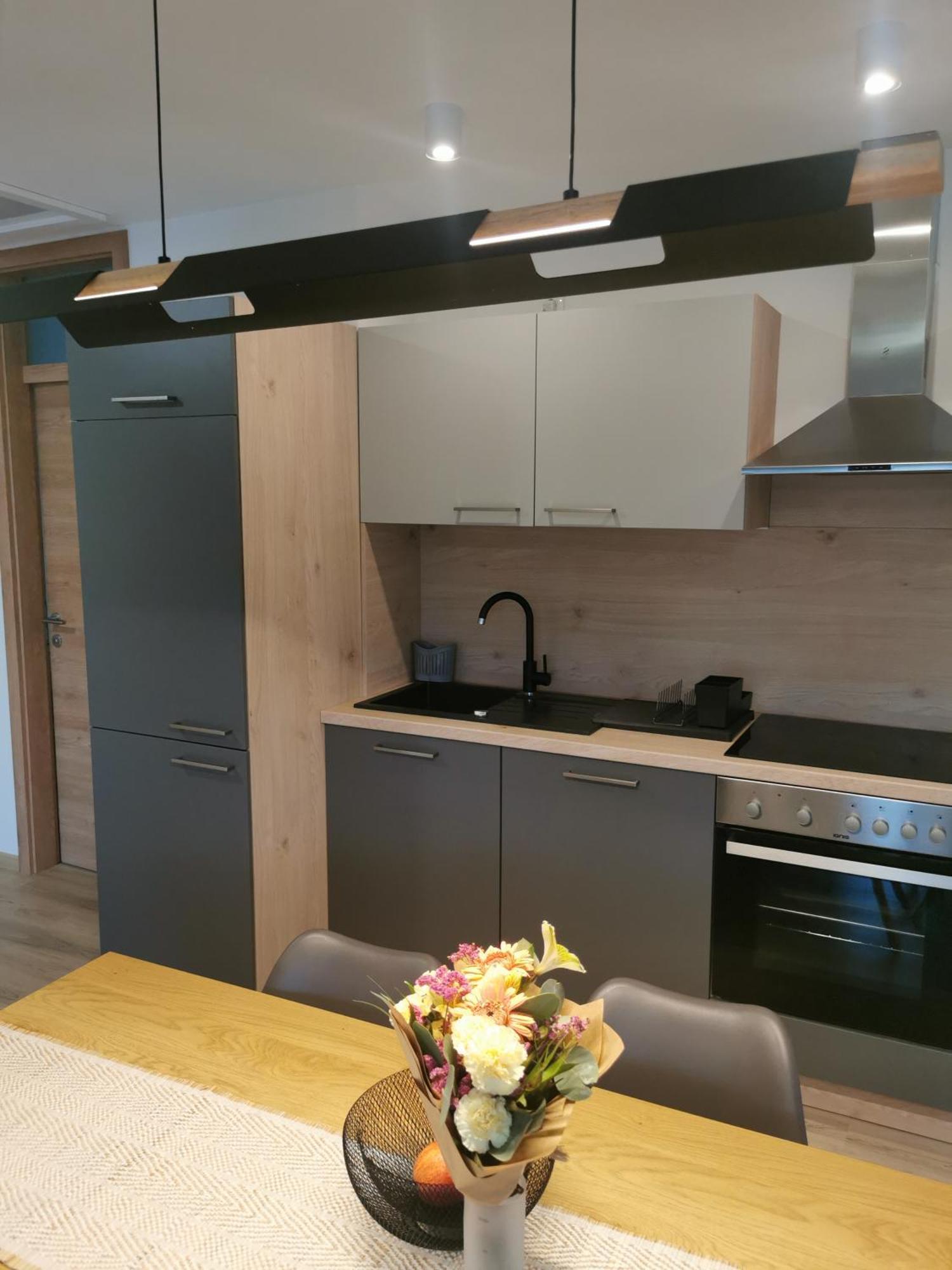 Apartma Bella Nadiza 코바리드 외부 사진